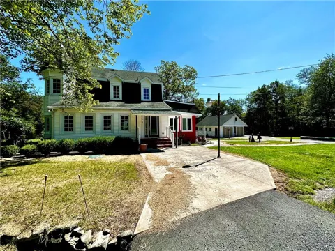 180 Yulan Barryville Road