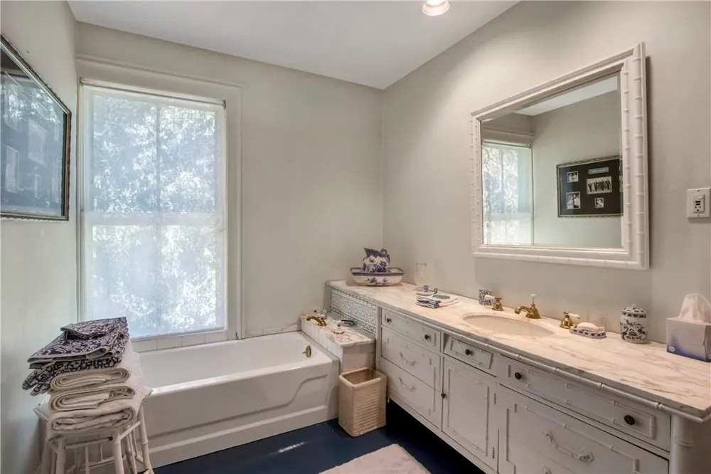 4 Deer Run Sparkill, NY 10976