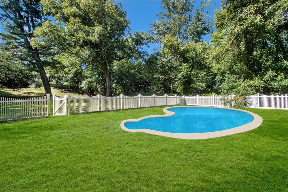 4 Deer Run Sparkill, NY 10976