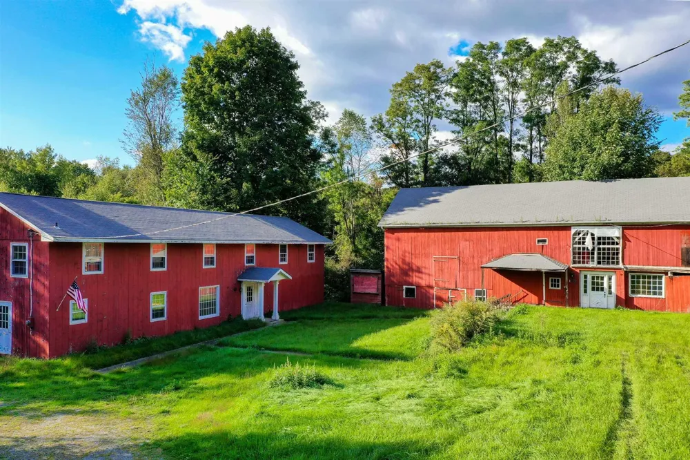 2723 ROUTE 82 Lagrangeville, NY 12540
