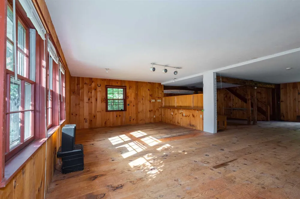 2723 ROUTE 82 Lagrangeville, NY 12540