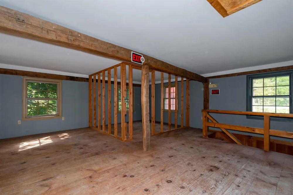2723 ROUTE 82 Lagrangeville, NY 12540