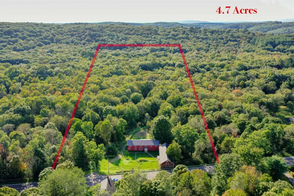 2723 ROUTE 82 Lagrangeville, NY 12540