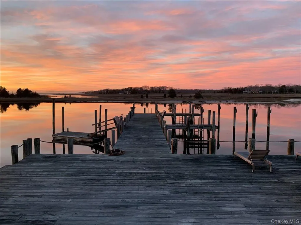 45 Ram Island Drive Southampton, NY 11968