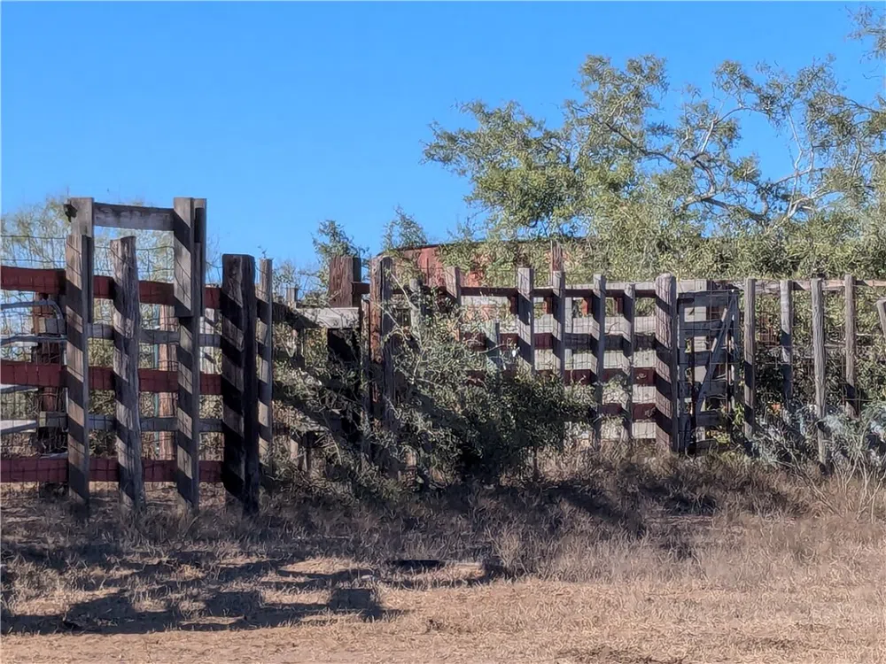 CR 145 San Diego, TX 78384