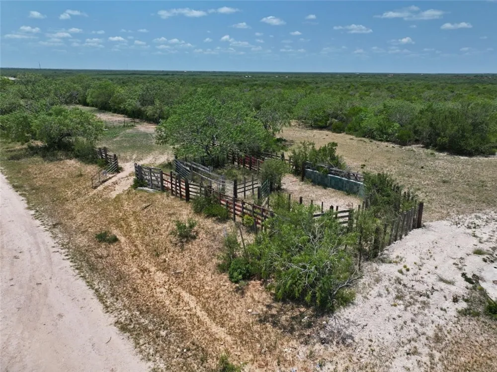 CR 145 San Diego, TX 78384