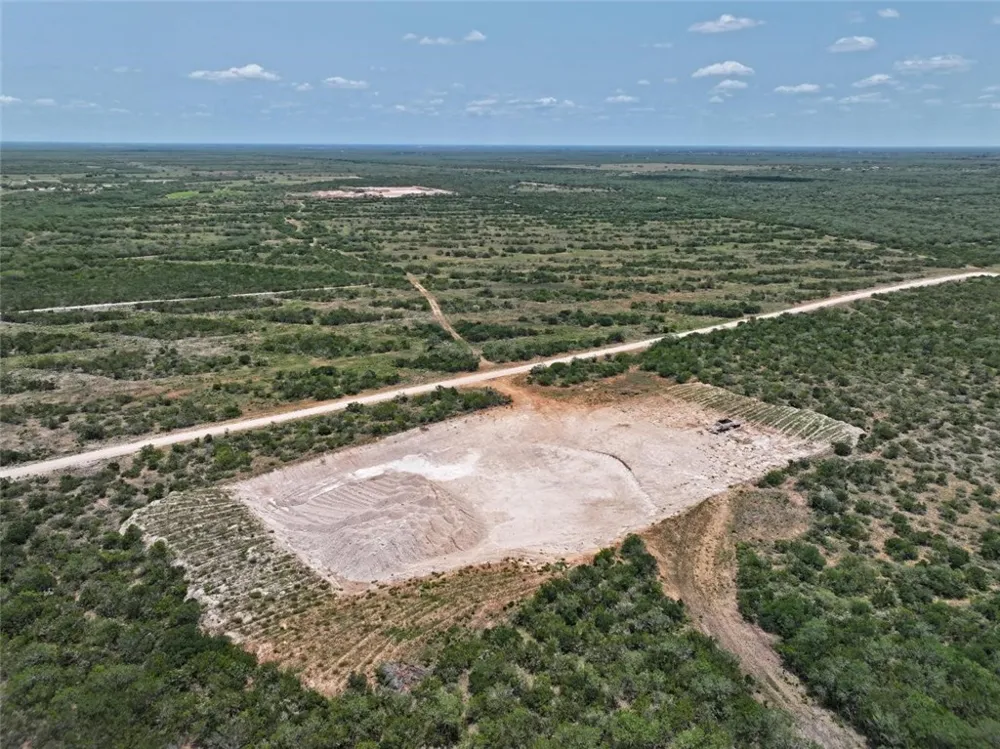 CR 145 San Diego, TX 78384