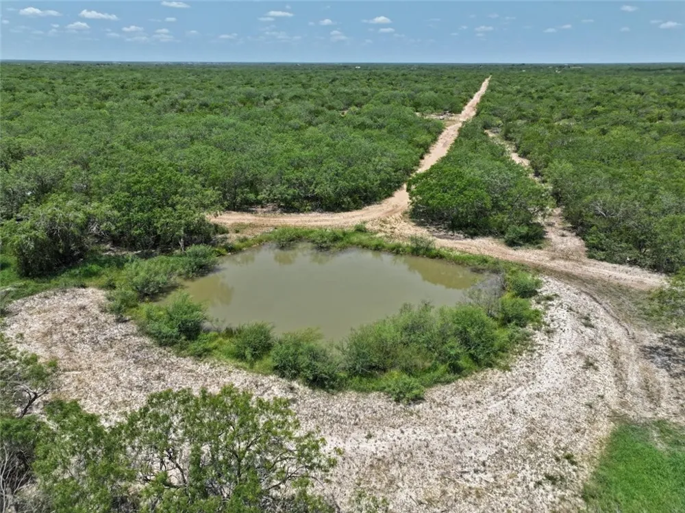 CR 145 San Diego, TX 78384
