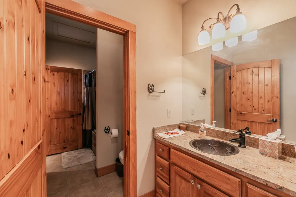 1799 Cottonwood Creek Road St Jo, TX 76265