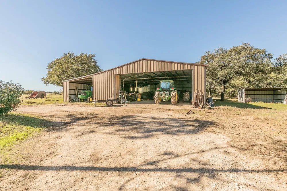 1799 Cottonwood Creek Road St Jo, TX 76265