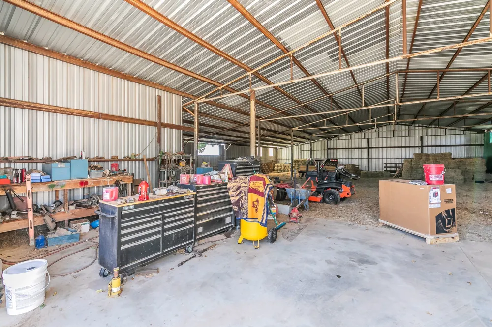 1799 Cottonwood Creek Road St Jo, TX 76265