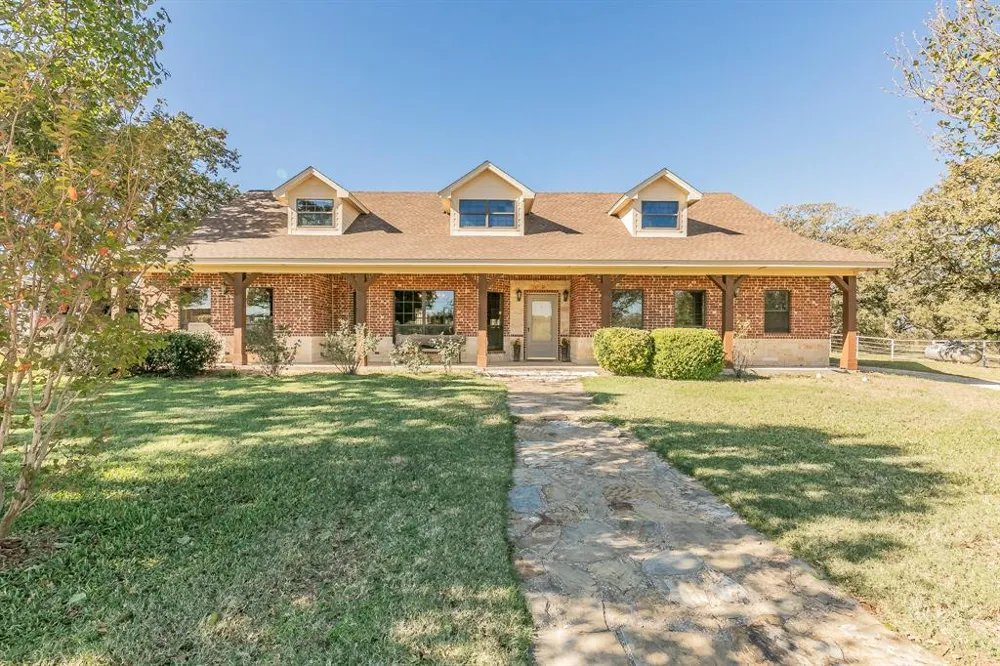 1799 Cottonwood Creek Road St Jo, TX 76265