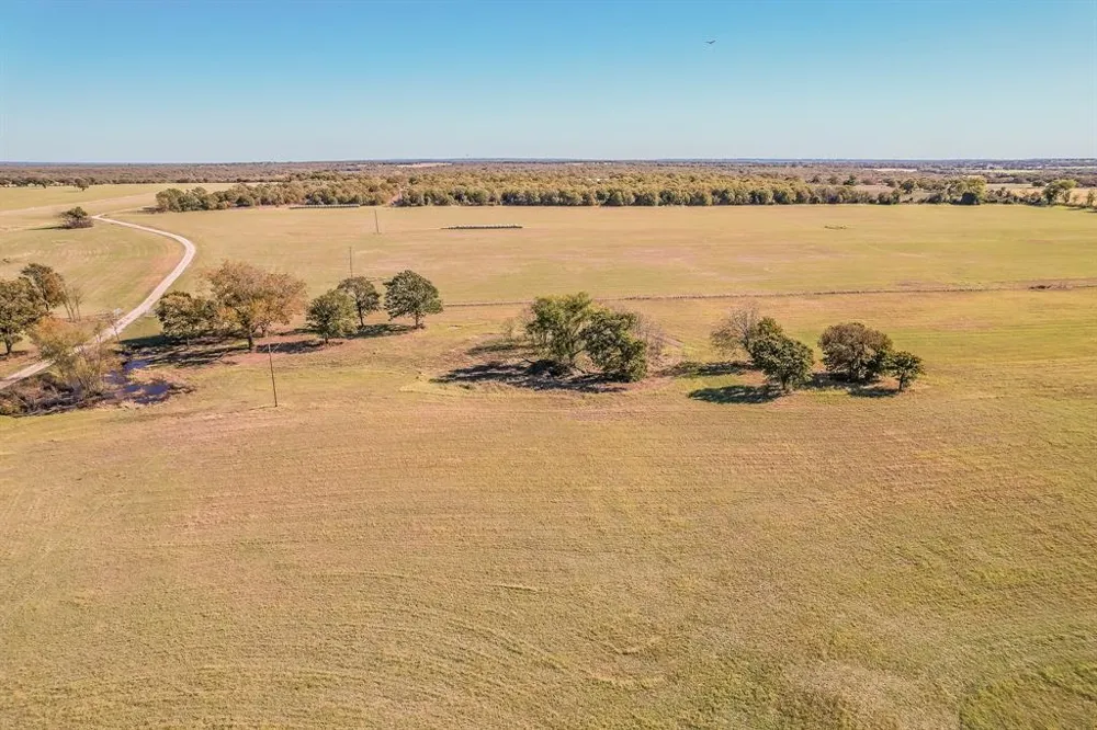 1799 Cottonwood Creek Road St Jo, TX 76265