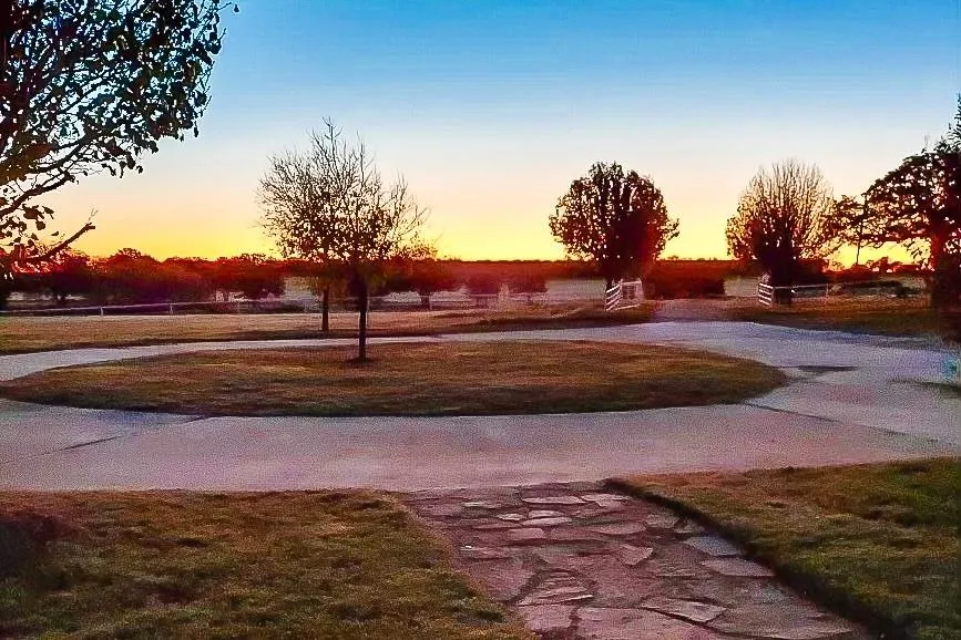 1799 Cottonwood Creek Road St Jo, TX 76265