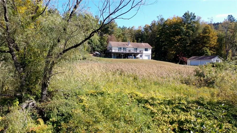25 Nobletown Road Hillsdale, NY 12529