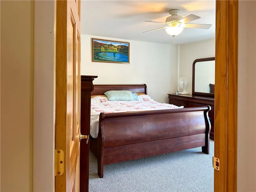 25 Nobletown Road Hillsdale, NY 12529