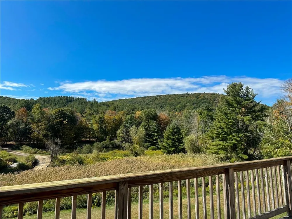 25 Nobletown Road Hillsdale, NY 12529