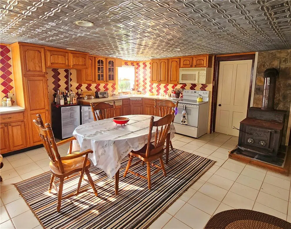 301 & 305 Hust Jeffersonville, NY 12748