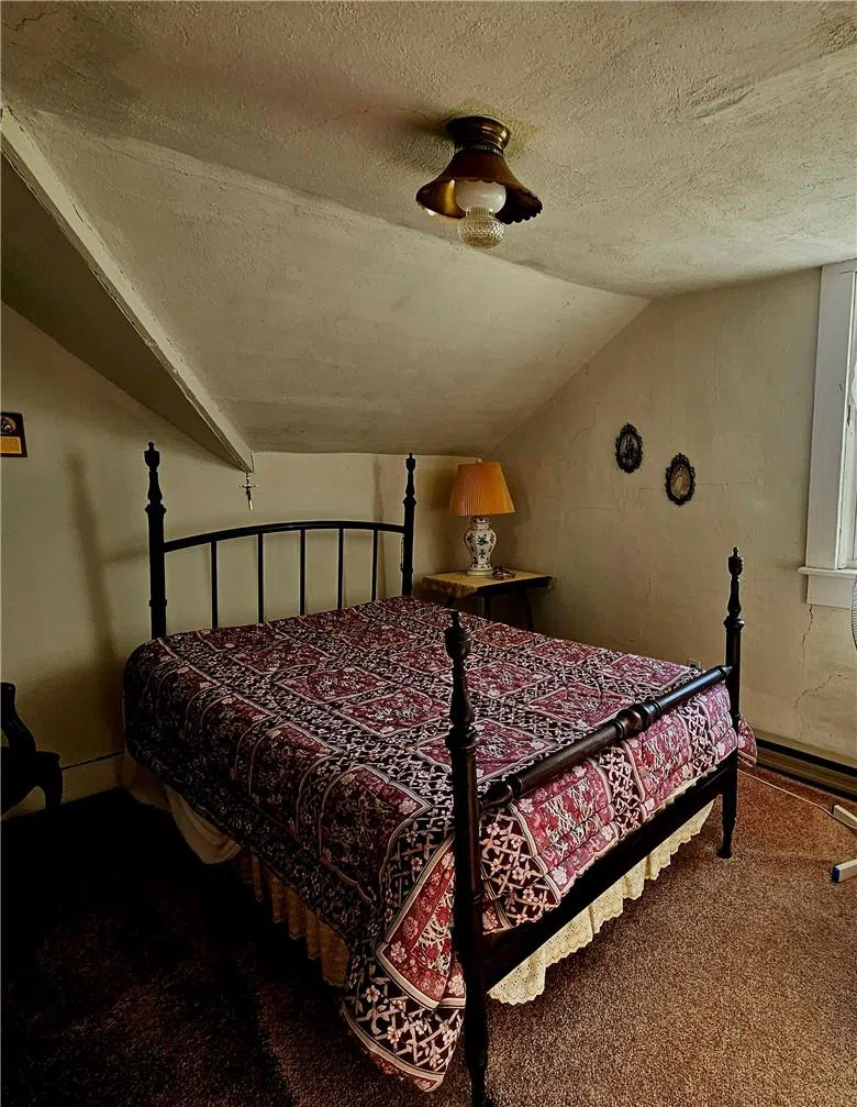 301 & 305 Hust Jeffersonville, NY 12748