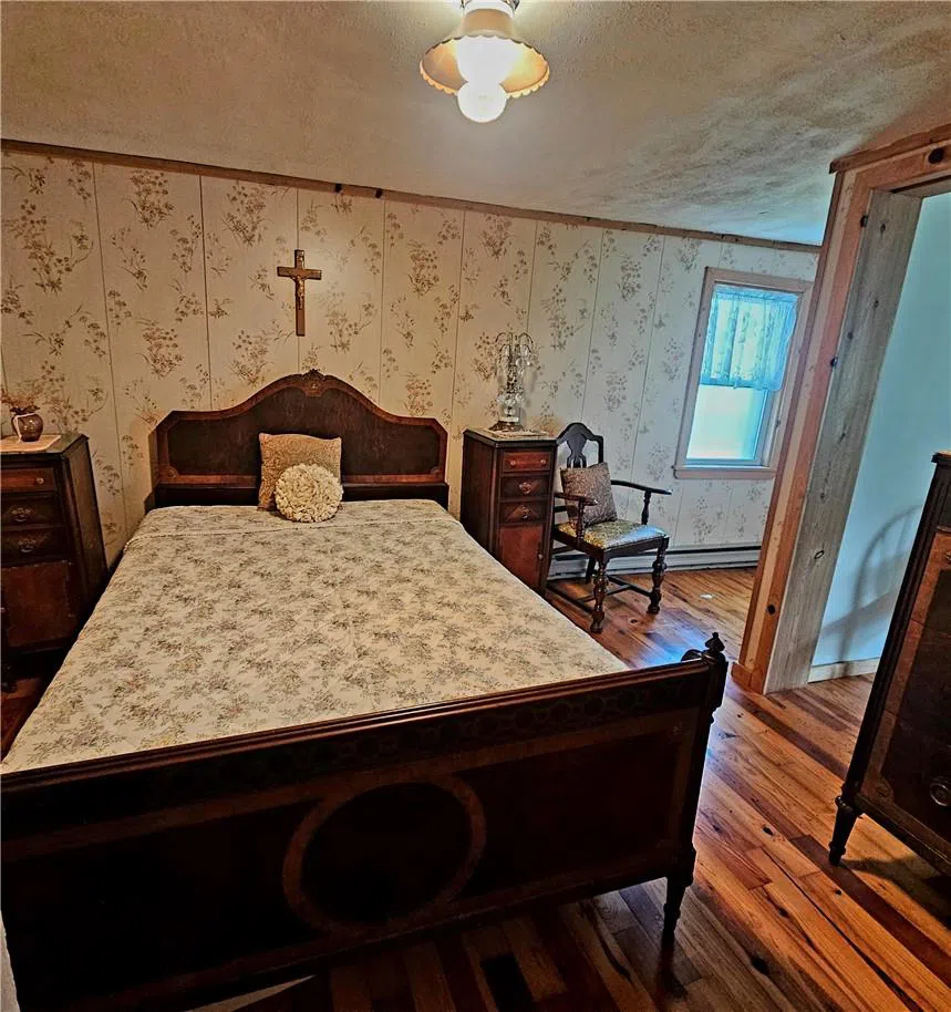 301 & 305 Hust Jeffersonville, NY 12748