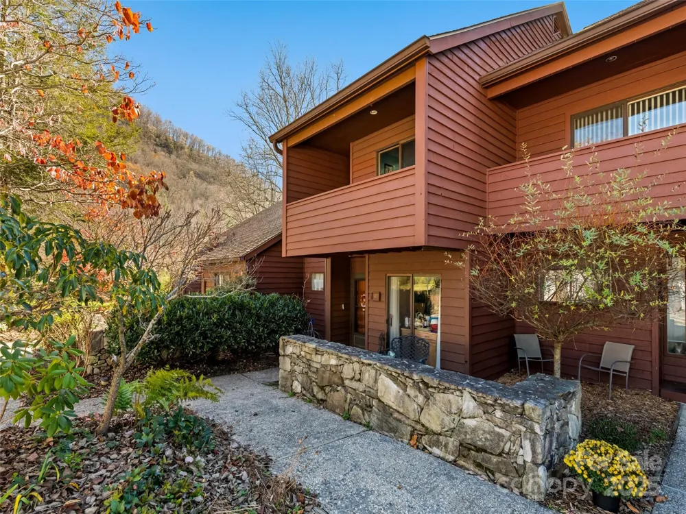 40 Meadows Lane Maggie Valley, NC 28751