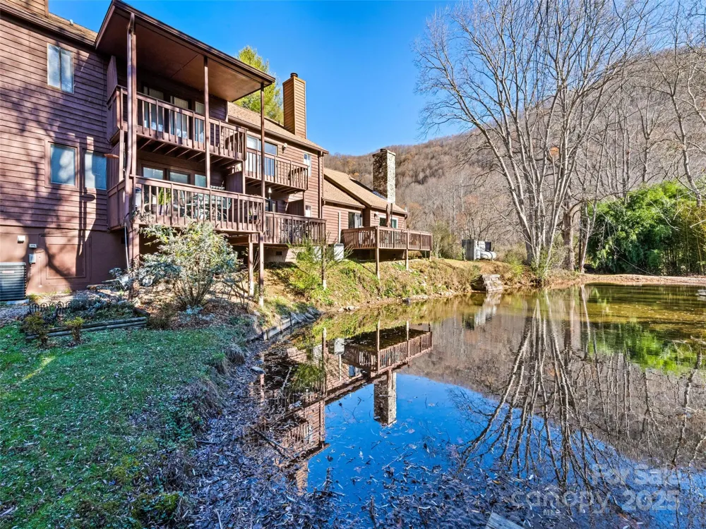 40 Meadows Lane Maggie Valley, NC 28751