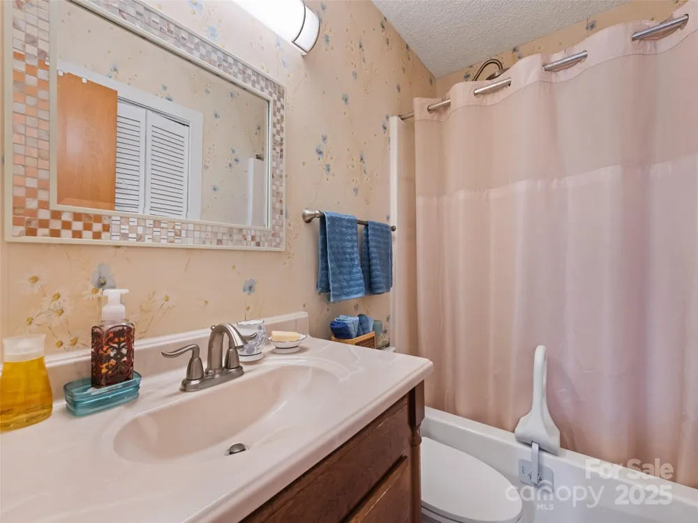 40 Meadows Lane Maggie Valley, NC 28751