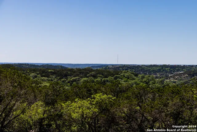 152 Countless Views Dr N Kerrville, TX 78028