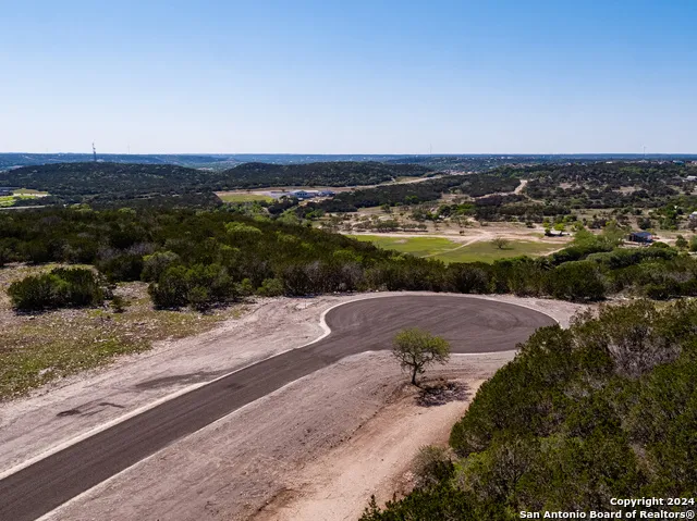 152 Countless Views Dr N Kerrville, TX 78028
