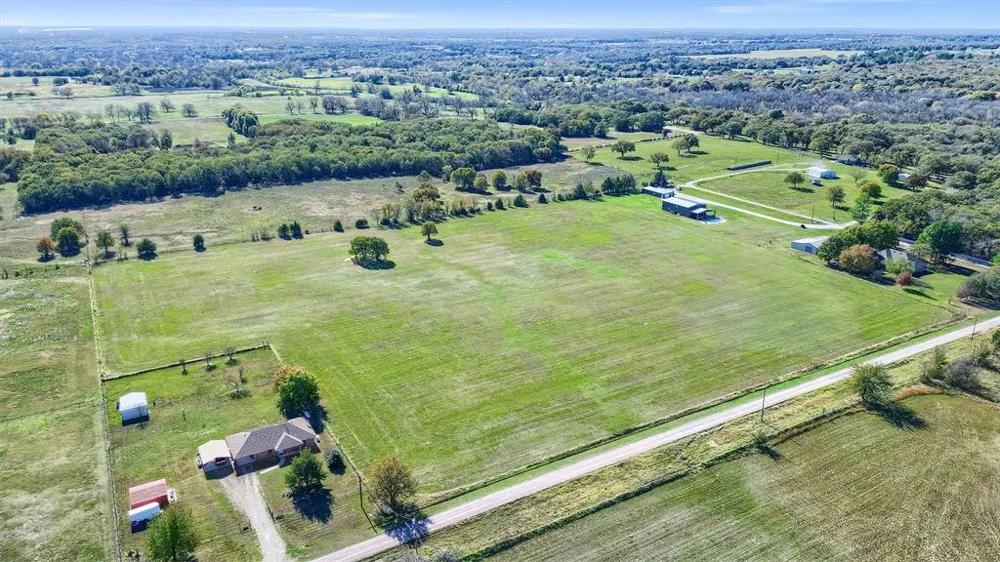 Cedar Crest Collinsville, TX 76233