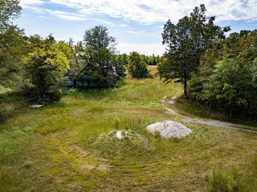 2642 Brodies Landing Rd Parsons, TN 38363