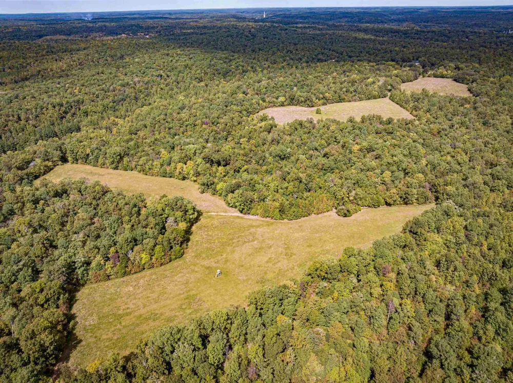 2642 Brodies Landing Rd Parsons, TN 38363