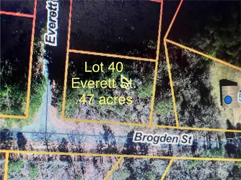 Everett Street
