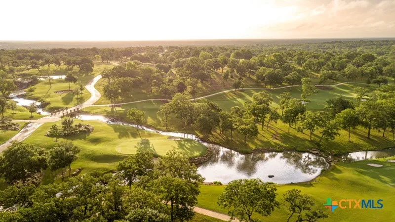 109 Mallard Lane Columbus, TX 78934