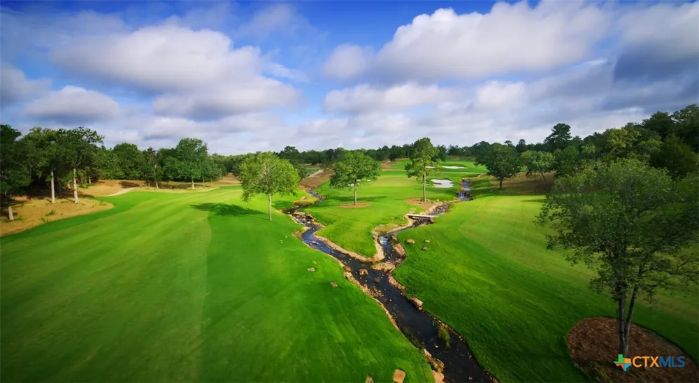 109 Mallard Lane Columbus, TX 78934