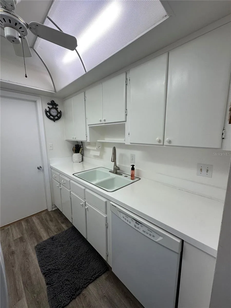 3806 GULF OF MEXICO DRIVE #C202 Longboat Key, FL 34228