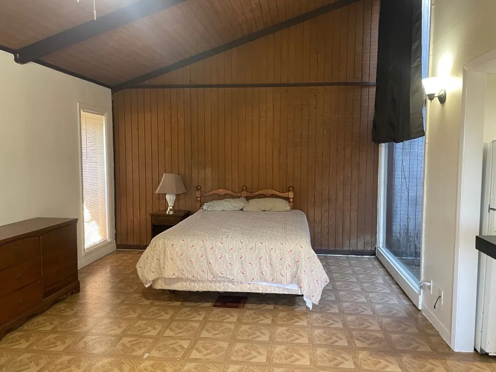 126 Conference Drive #216 Bastrop, TX 78602
