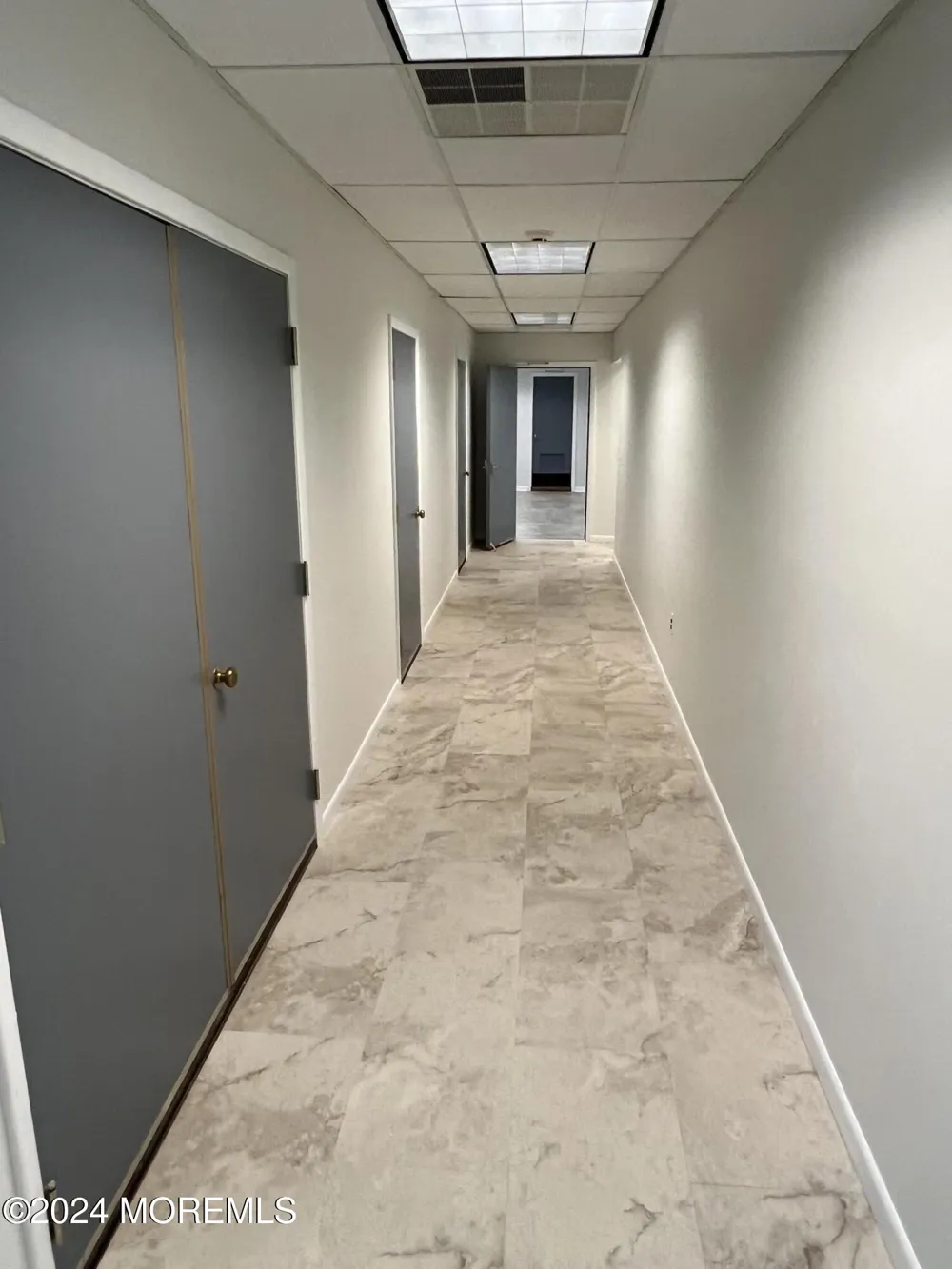 35 Haddon Avenue Shrewsbury, NJ 07702