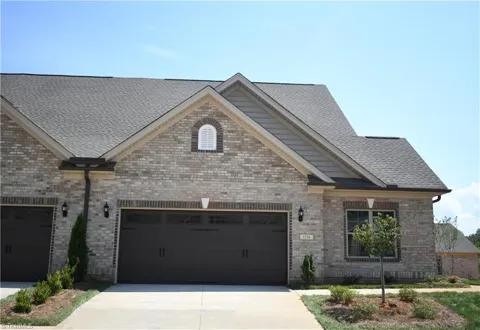 1556 Oakbluffs Drive