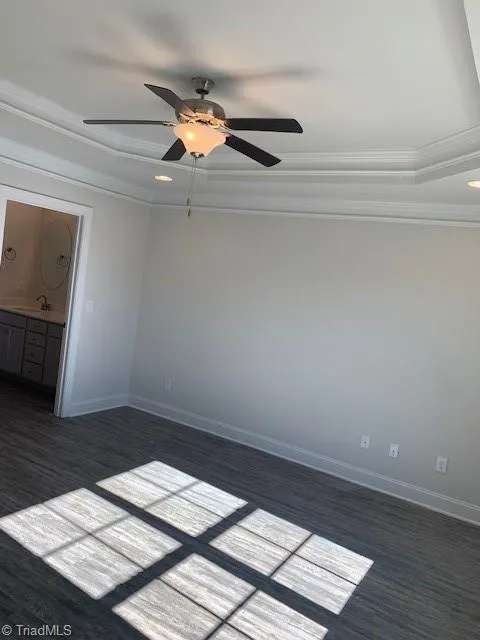 1556 Oakbluffs Drive Colfax, NC 27235