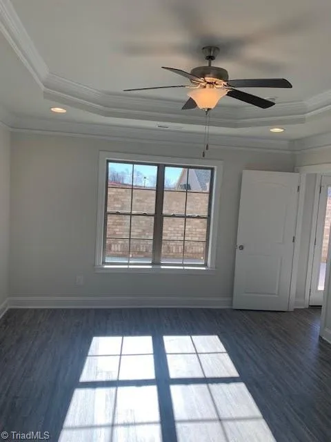 1556 Oakbluffs Drive Colfax, NC 27235