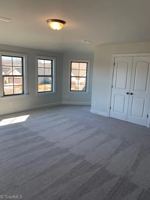 1556 Oakbluffs Drive Colfax, NC 27235