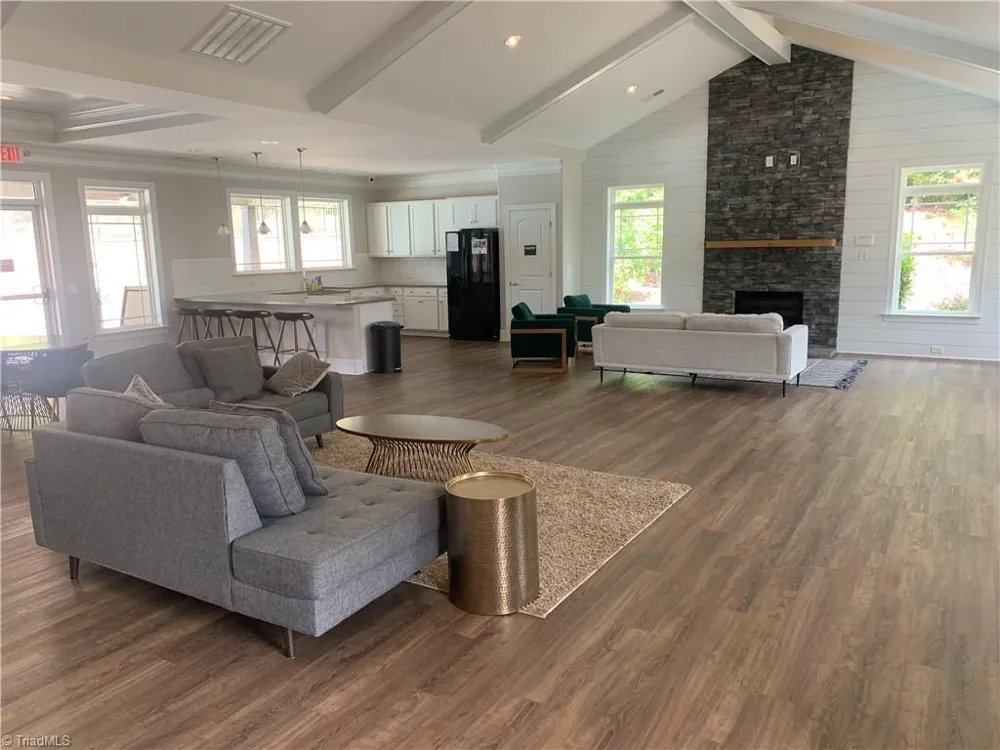 1556 Oakbluffs Drive Colfax, NC 27235
