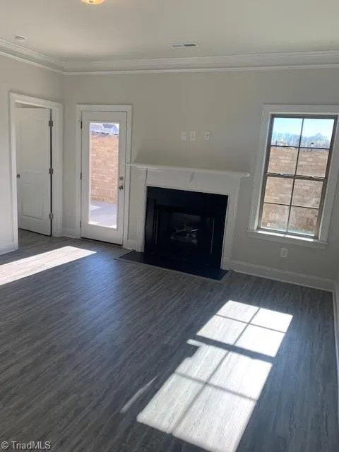 1556 Oakbluffs Drive Colfax, NC 27235