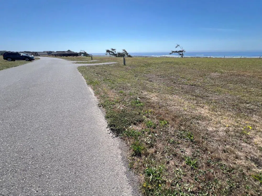 3002 Sandpointe Drive Mckinleyville, CA 95519