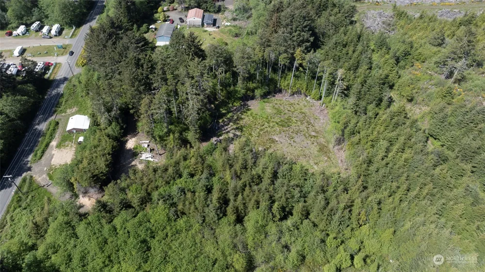 2724 State Route 109 Ocean City, WA 98569