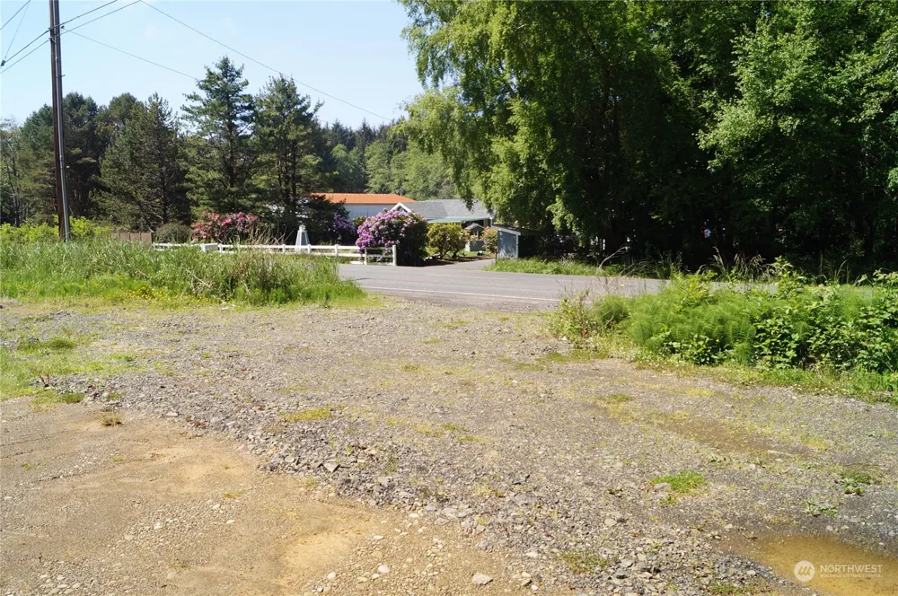 2724 State Route 109 Ocean City, WA 98569