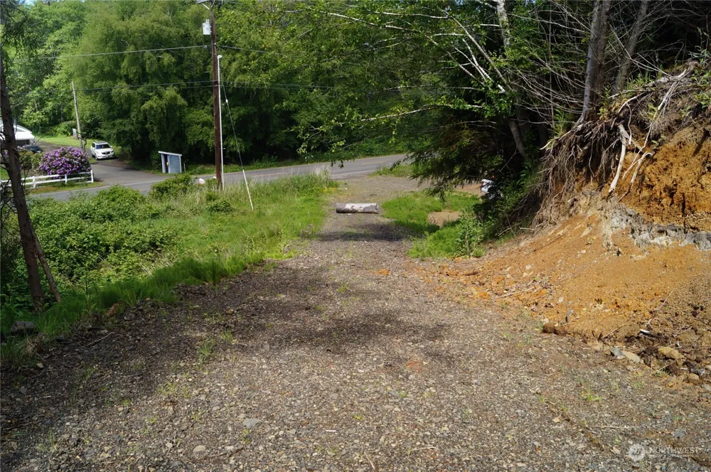 2724 State Route 109 Ocean City, WA 98569
