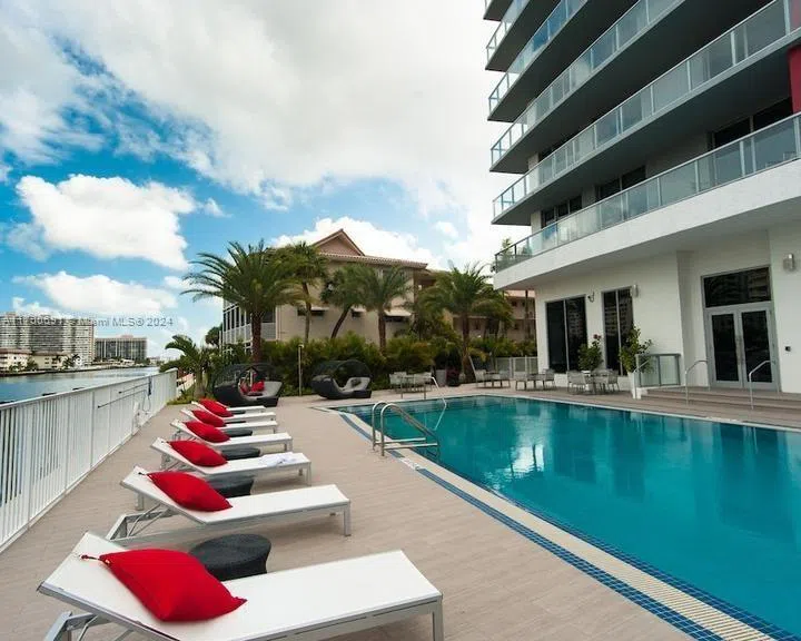2602 E Hallandale Beach Blvd #R508 Hallandale Beach, FL 33009