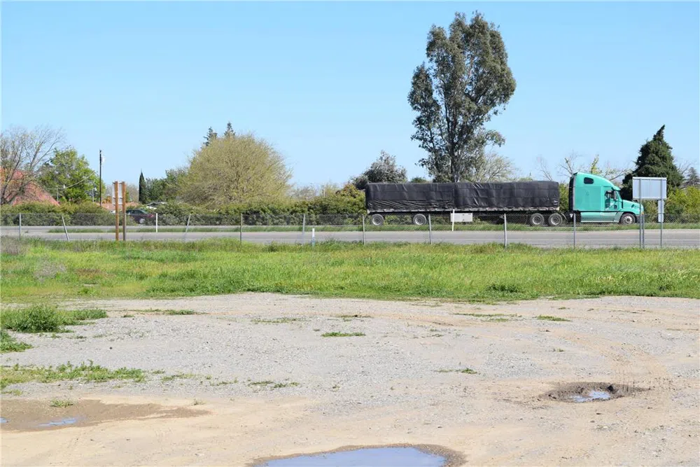 1158 Hoff Way Orland, CA 95963